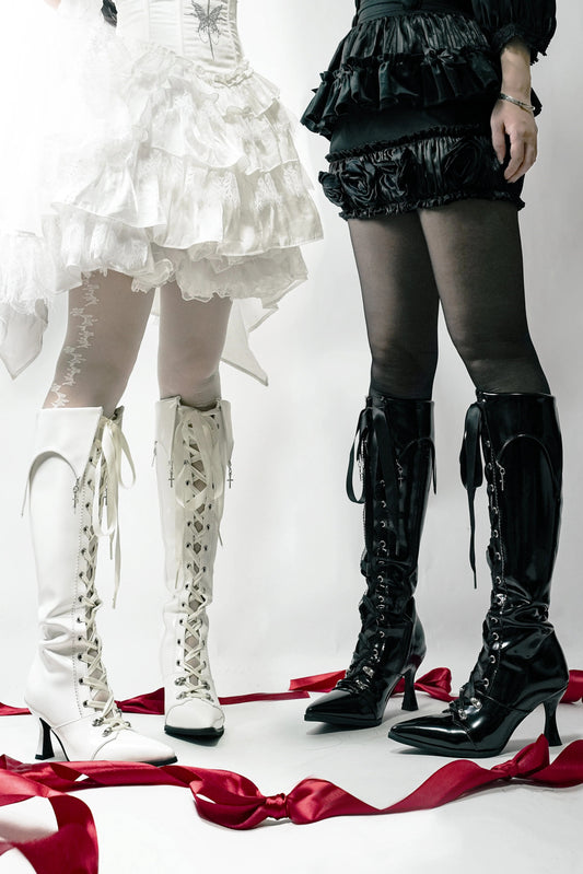 【12月19日予約締切】ポインテッドトゥゴシックロリータロングブーツ＋ブラックレーススペシャルバージョン