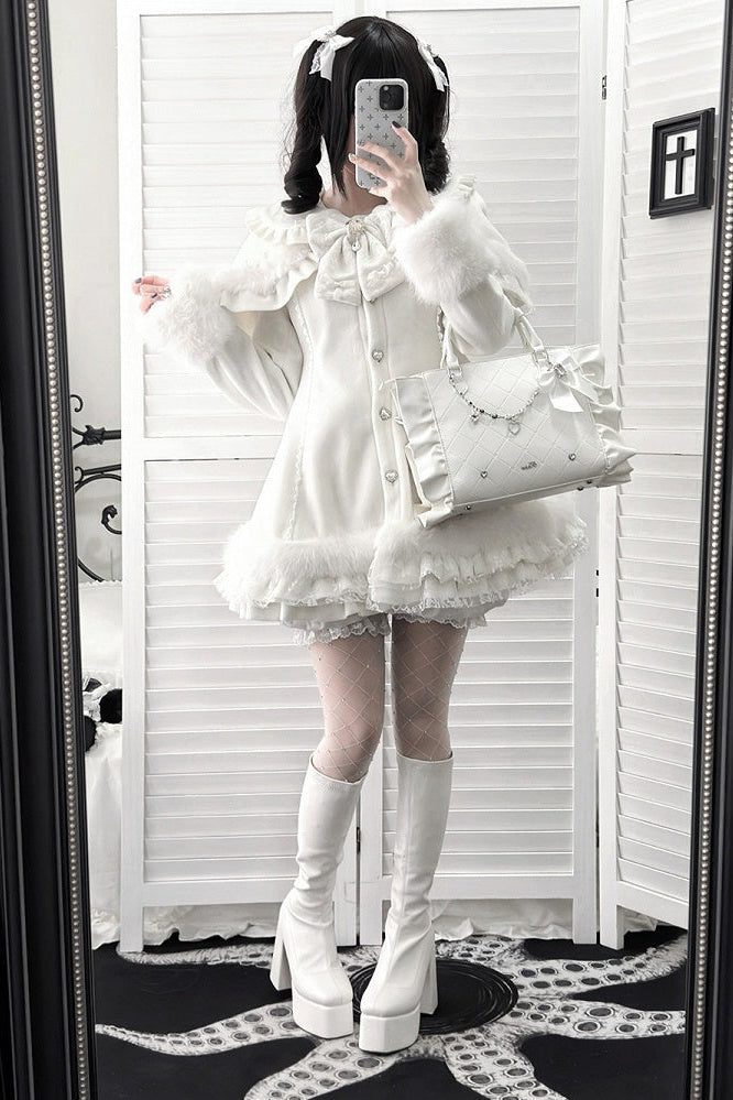 【11月13日予約締切】White Pearl Bow-Tie Fur Coat With Detachable Cape And Fur Cuffs