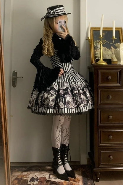【10月3日予約締切】Black/White Elegant Gothic Puff Sleeve Shirt With Detachable Bell Sleeves And Frill Collar Jabot