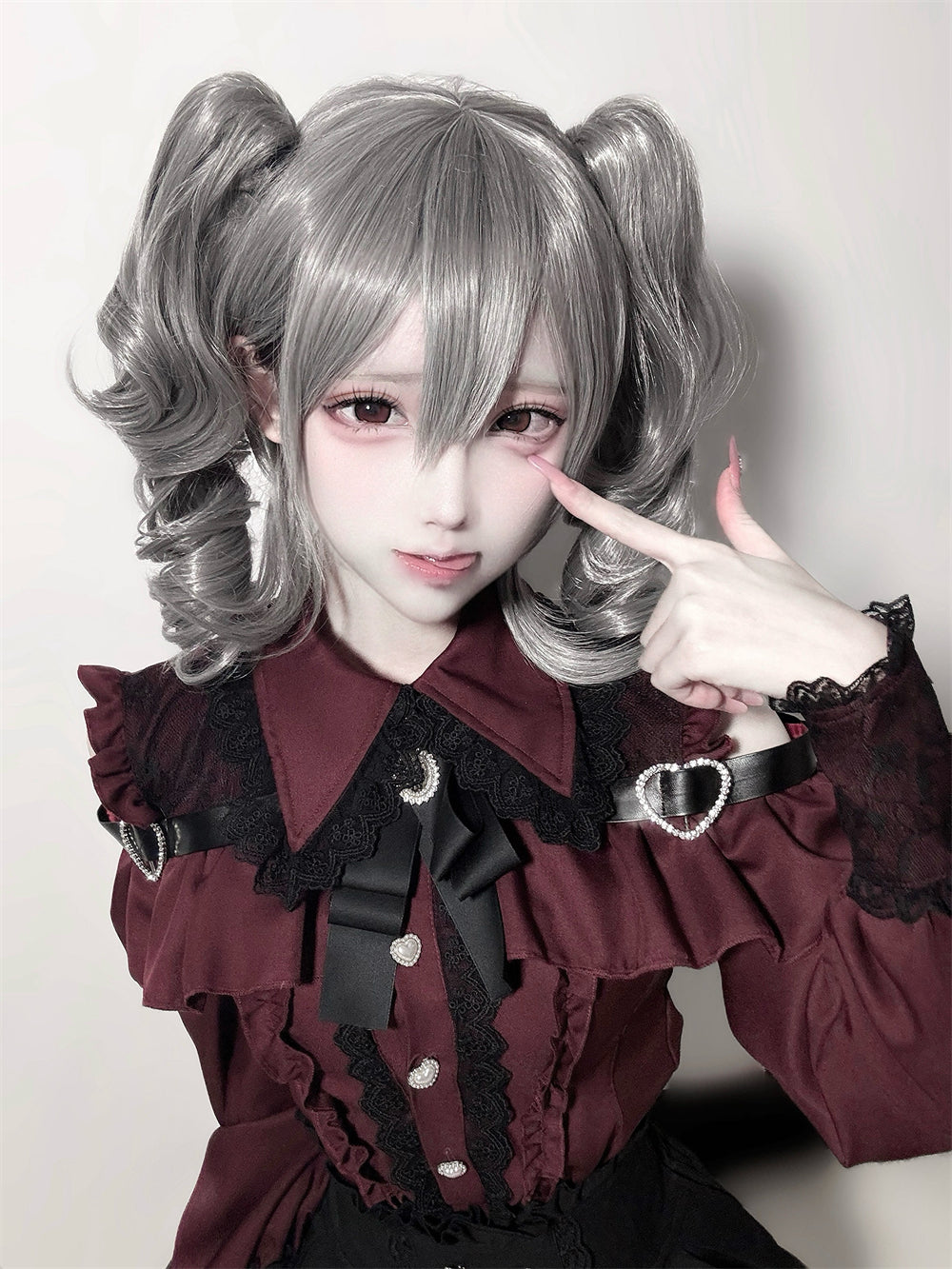 [Deadline for reservations: October 15] Open Shoulder Heart Leather Strap Ruffle Ribbon Shirt