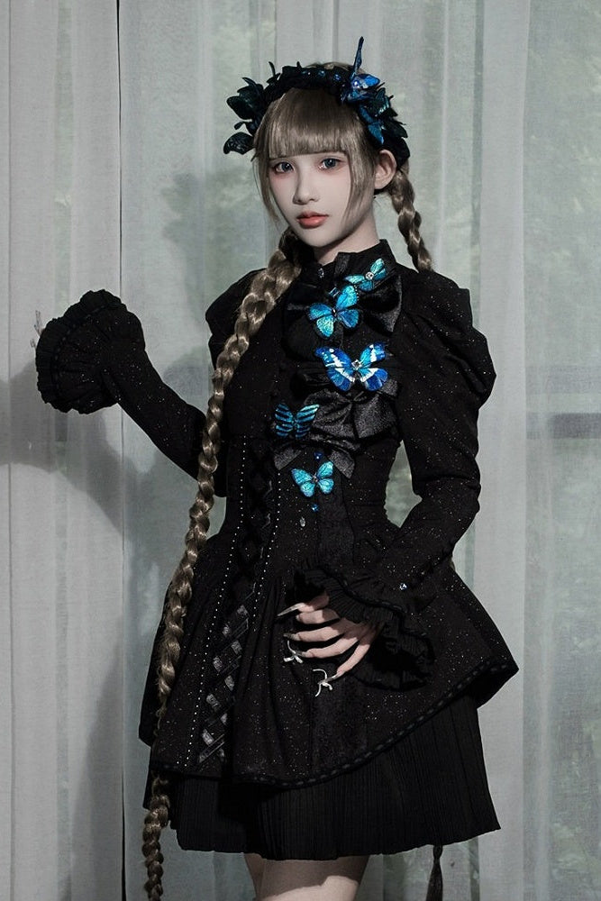 [Reservierungsschluss 14. Oktober] Schwarz-weißes Gothic-Lolita-Minikleid mit Schmetterlingsschleife, Bandkragen und Schnürung am Rücken