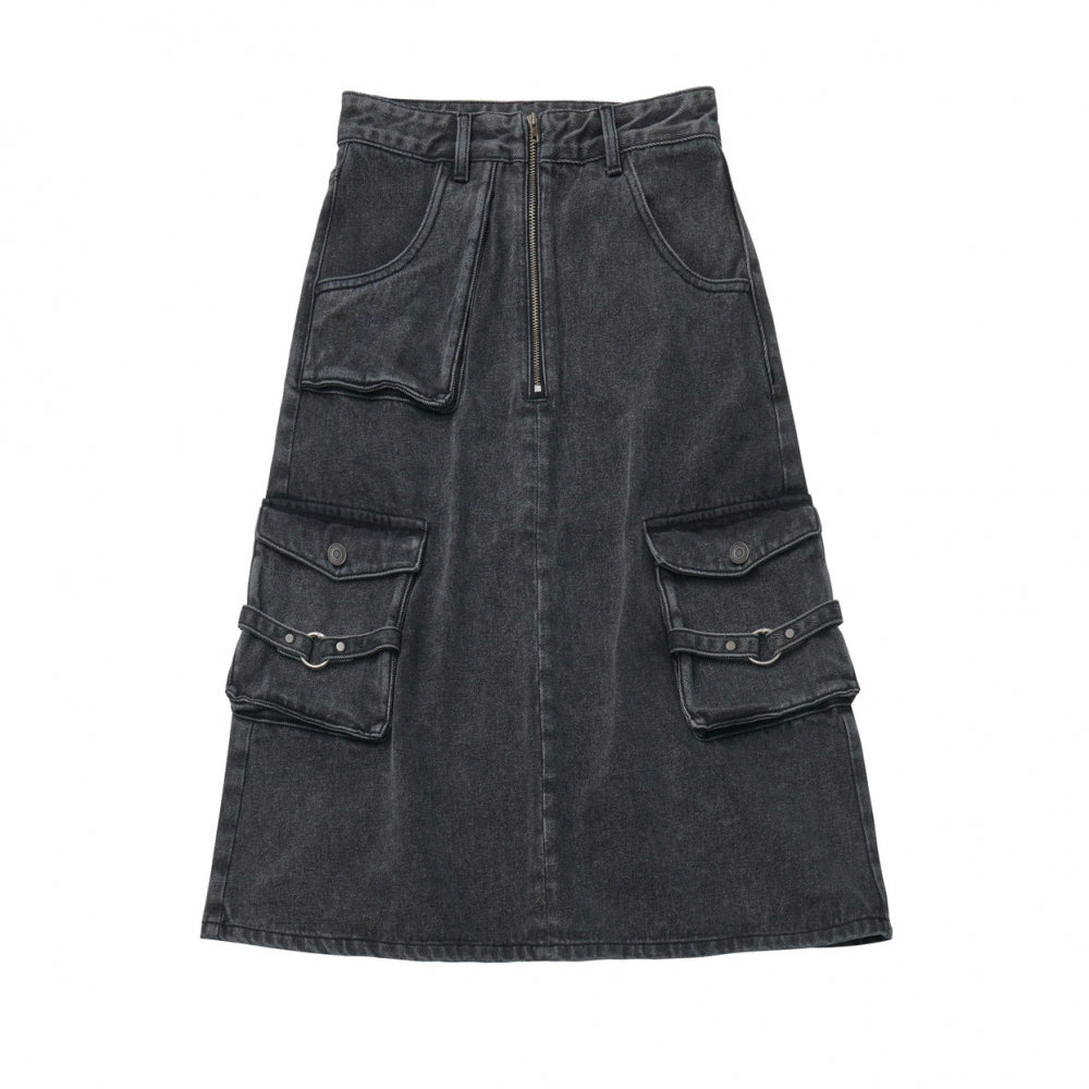 ダークトップス+デニムスカート+チェックウエストアクセサリー