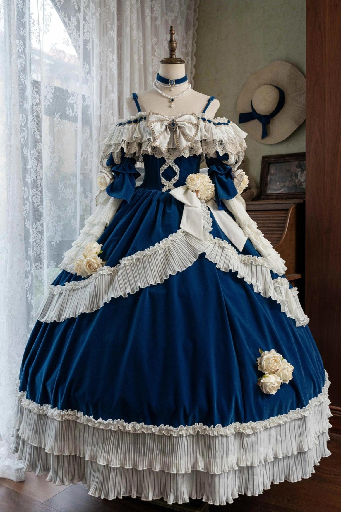 [Reservations] Rose Elegant Retro Classical Jewel Ribbon Dress