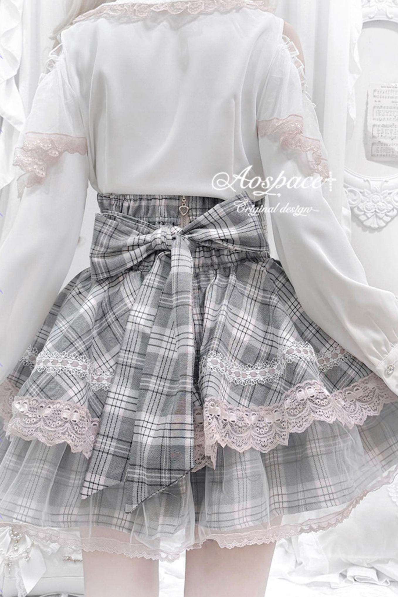 Lace High-Waist Skirt