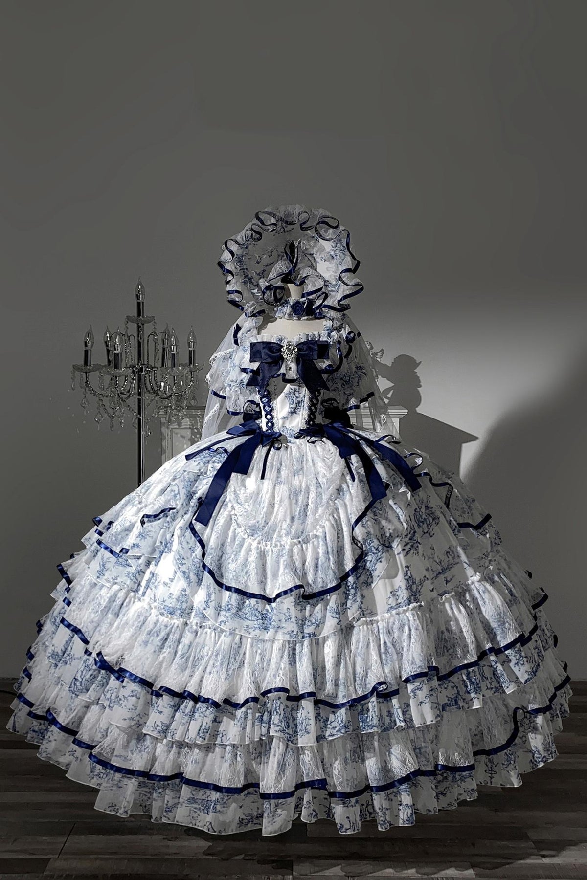 Robe Lolita florale à manches courtes avec baleines