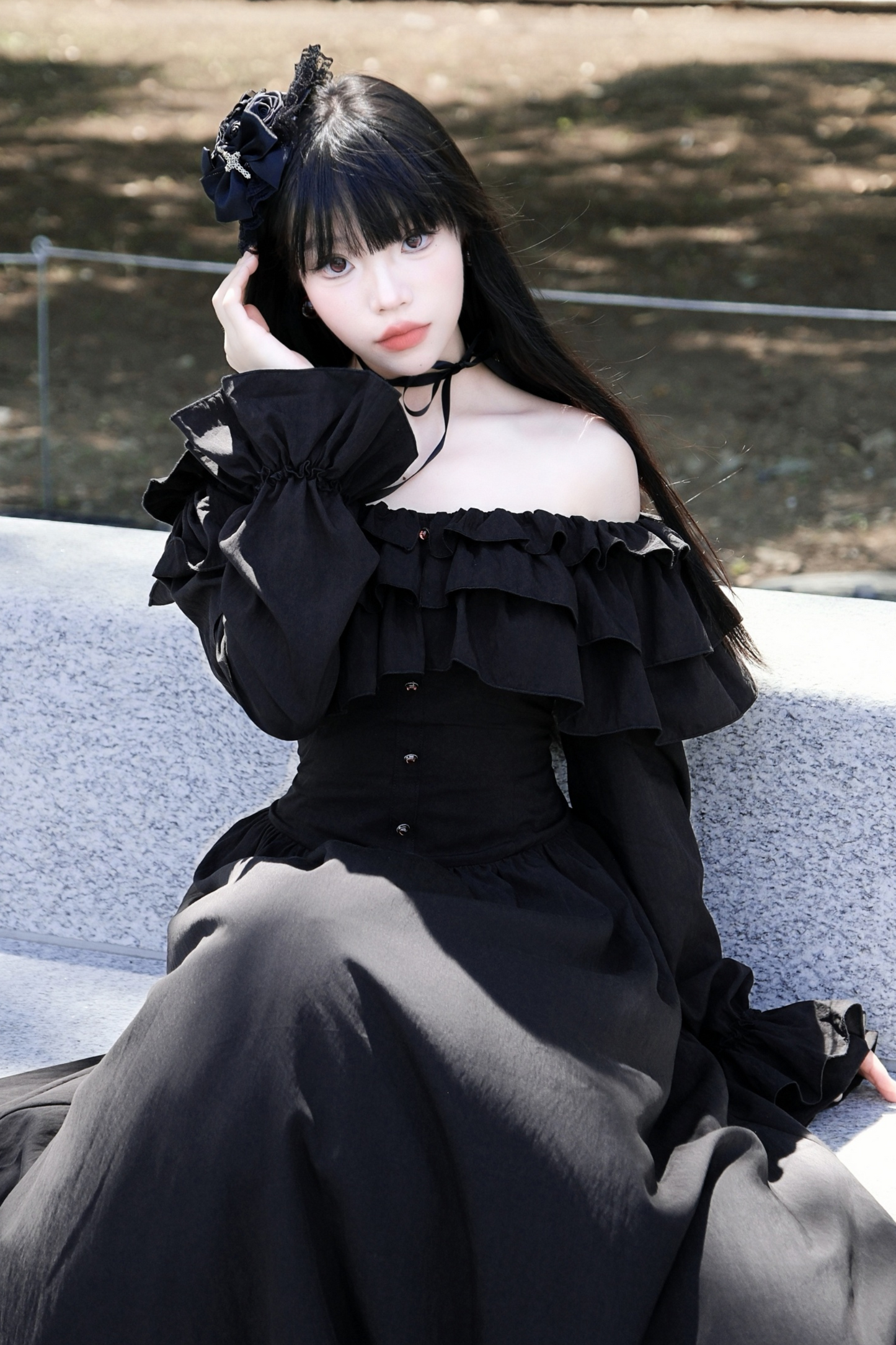 One Shoulder Mode Cape Lace Dress