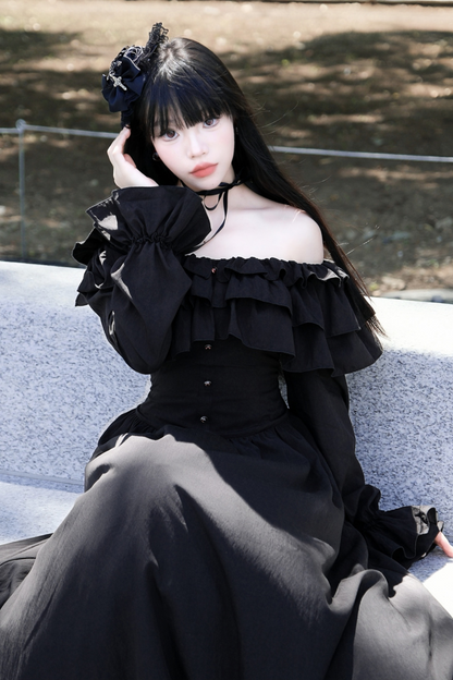 One Shoulder Mode Cape Lace Dress