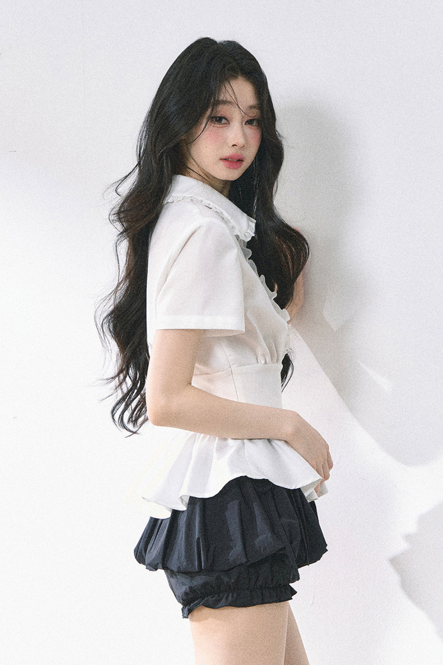 ピュアホワイトフレンチペプラムシャツ