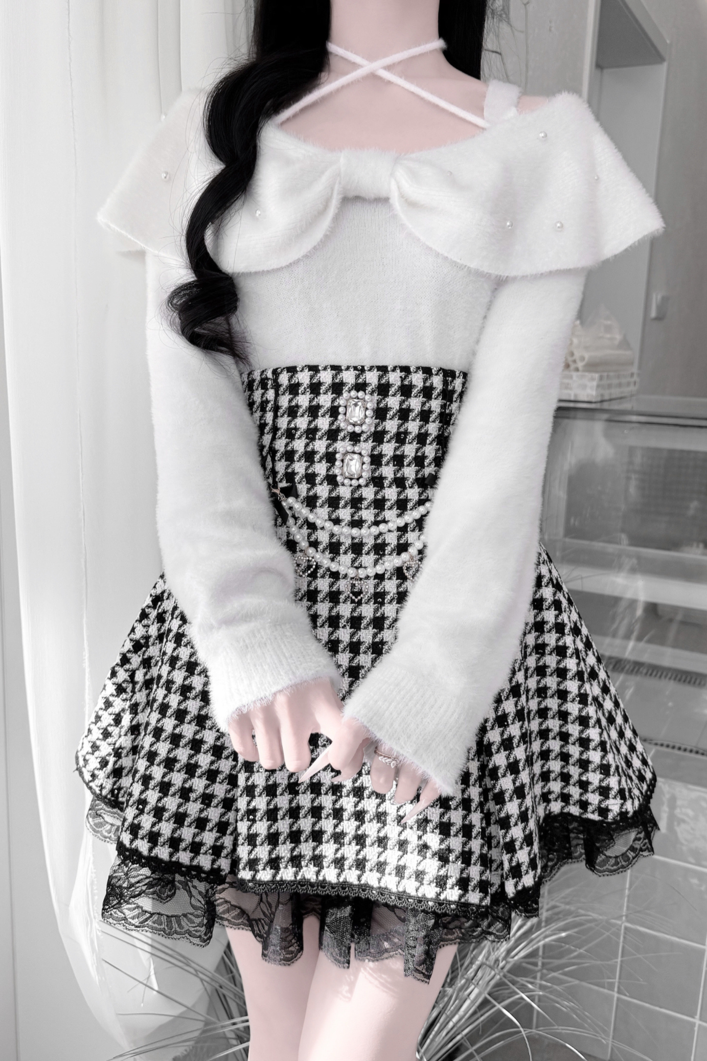 Ribbon mink velvet off-the-shoulder sweater