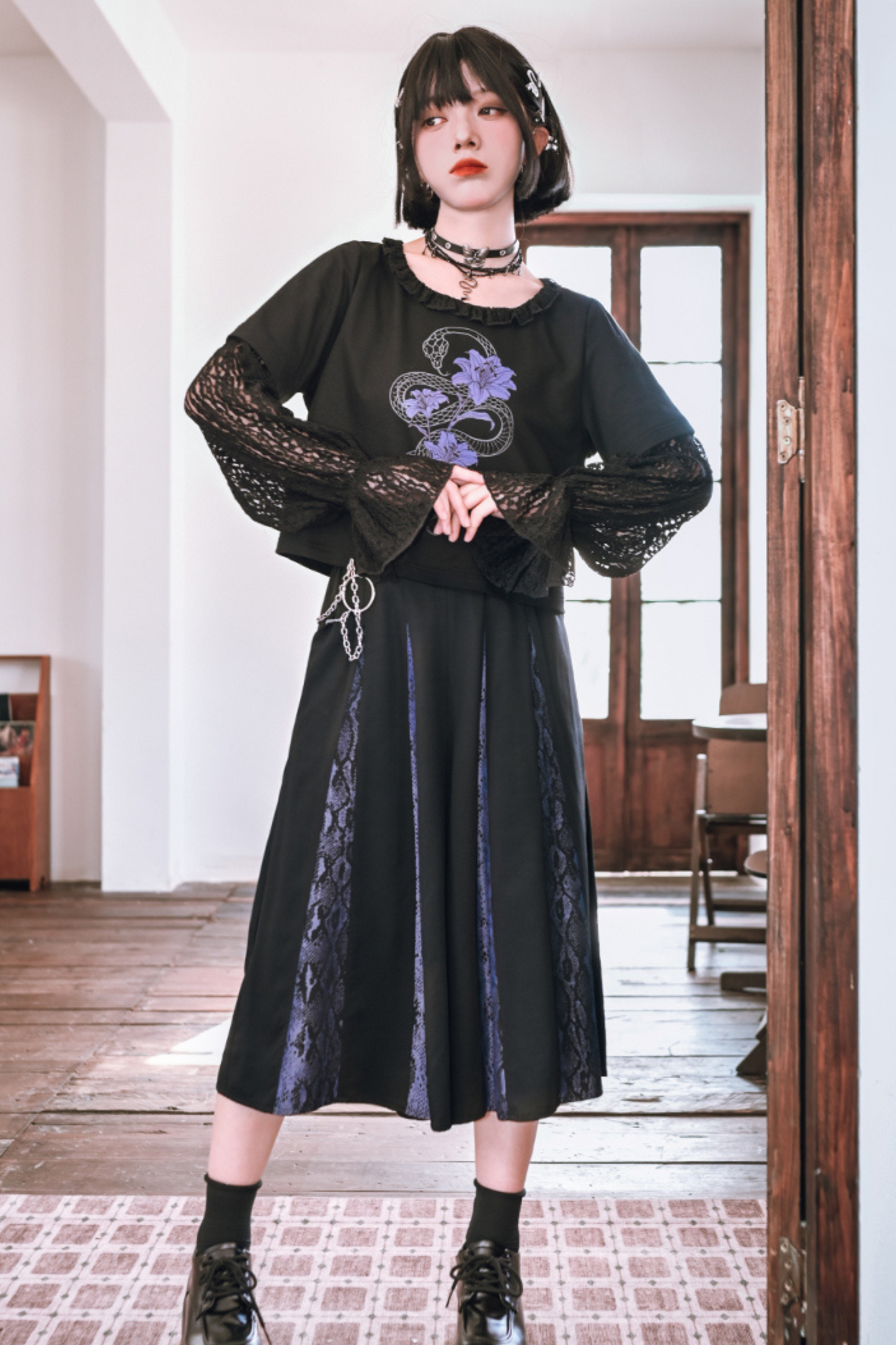 Lace Stitch Black Sweet Cool Top