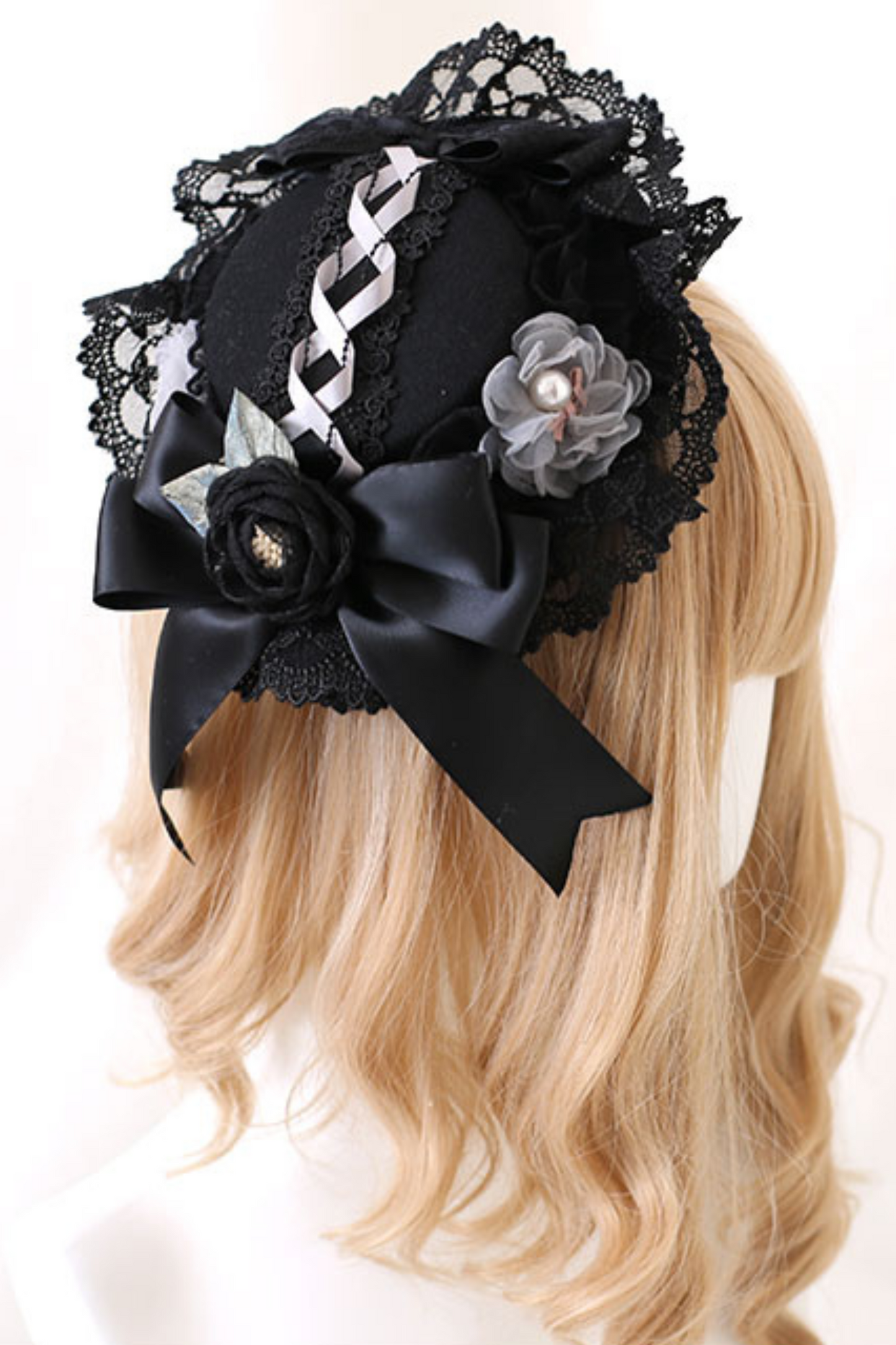 Dark Ruffle Lolita Accessories