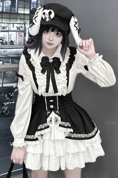 레이스 셔츠 + 케이크 턱받이 스커트