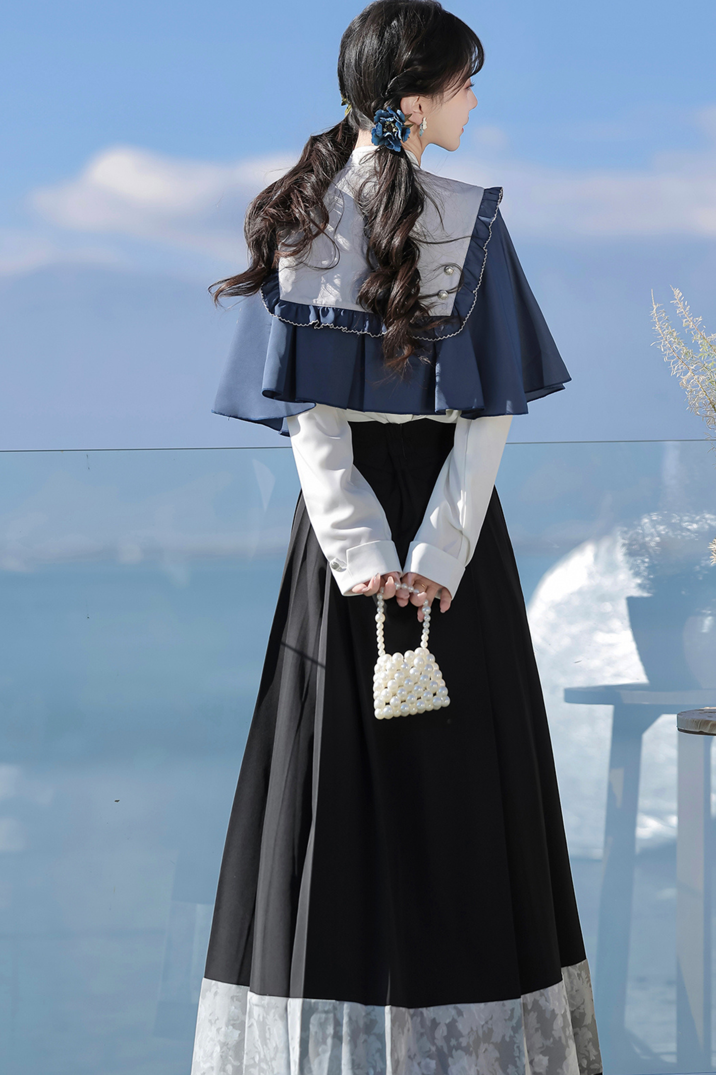 Train Book Fragrance China Top + Shawl + Skirt