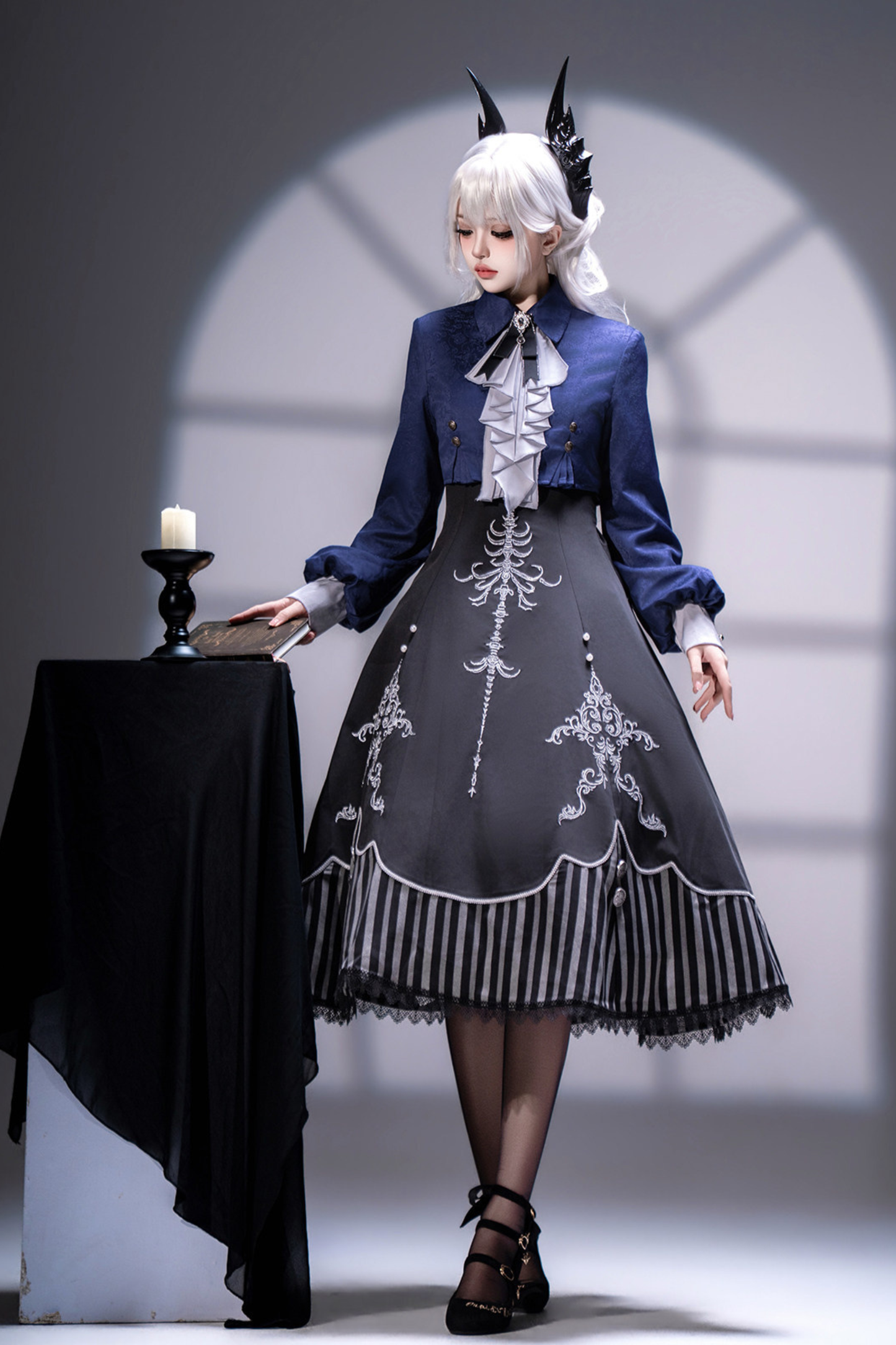Gothic Lolita Kleid + Elegante Oberteile