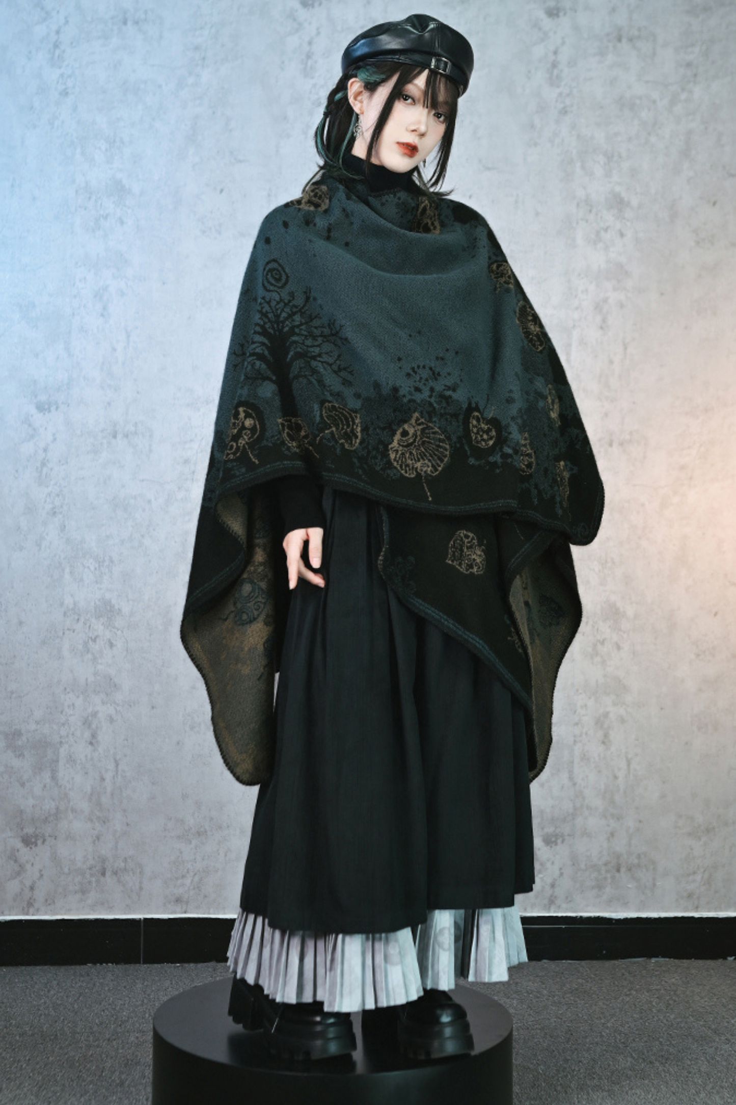 China Jacquard Long Cloak