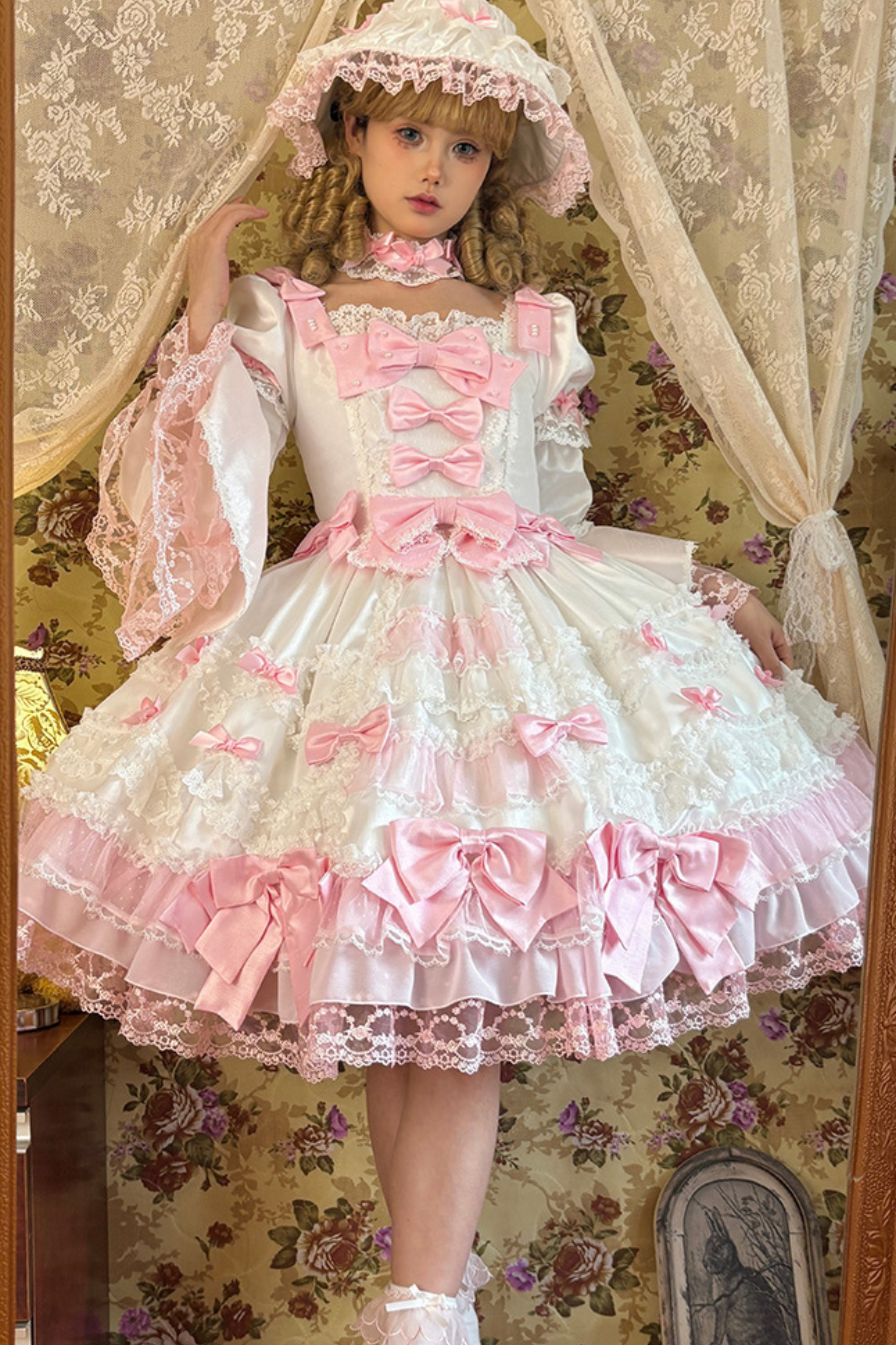 サークルクリームドールダブルパレスゴージャスドレス+ハット+チョーカー