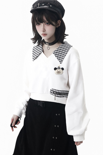 Leather jacket + shirt + long pants + sweatshirt + skirt