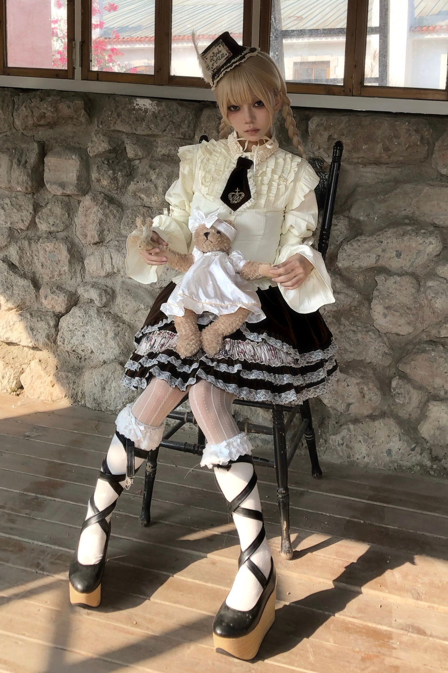 レースフリルパフスリーブブラウス