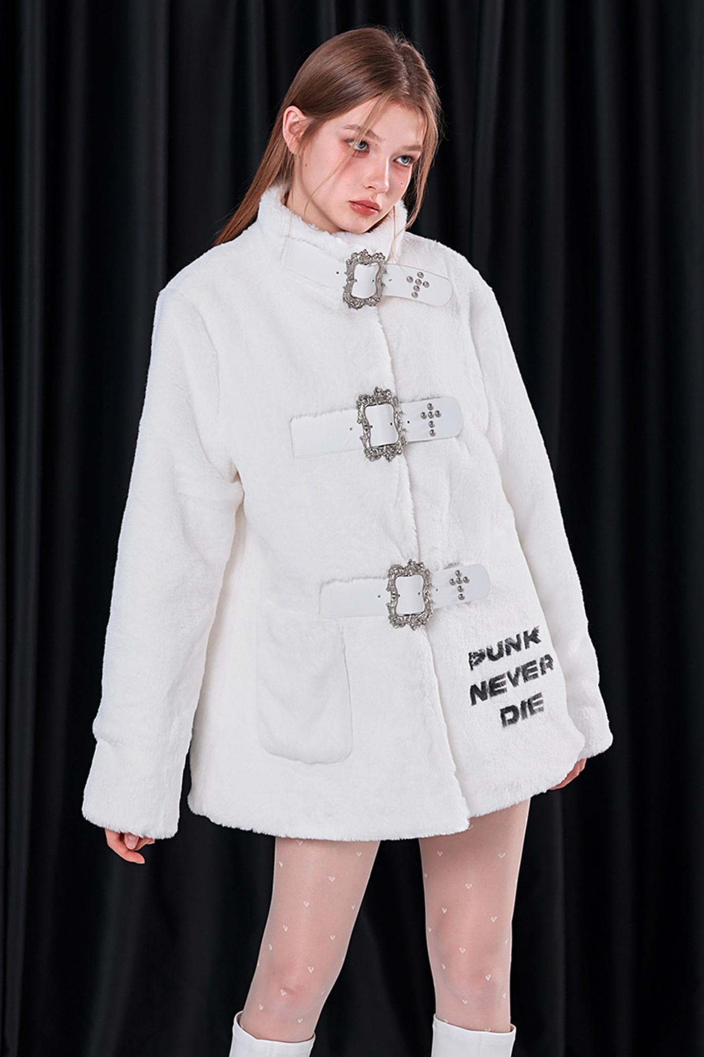 リベットカーブドスタンドカラコート