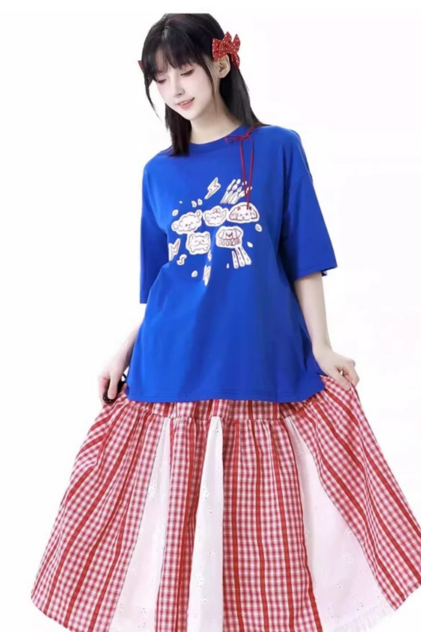 Graffiti T-shirt + Big Swing Check Skirt