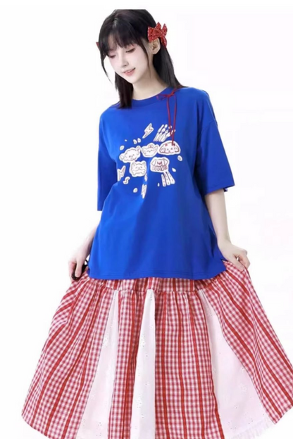 Graffiti T-shirt + Big Swing Check Skirt