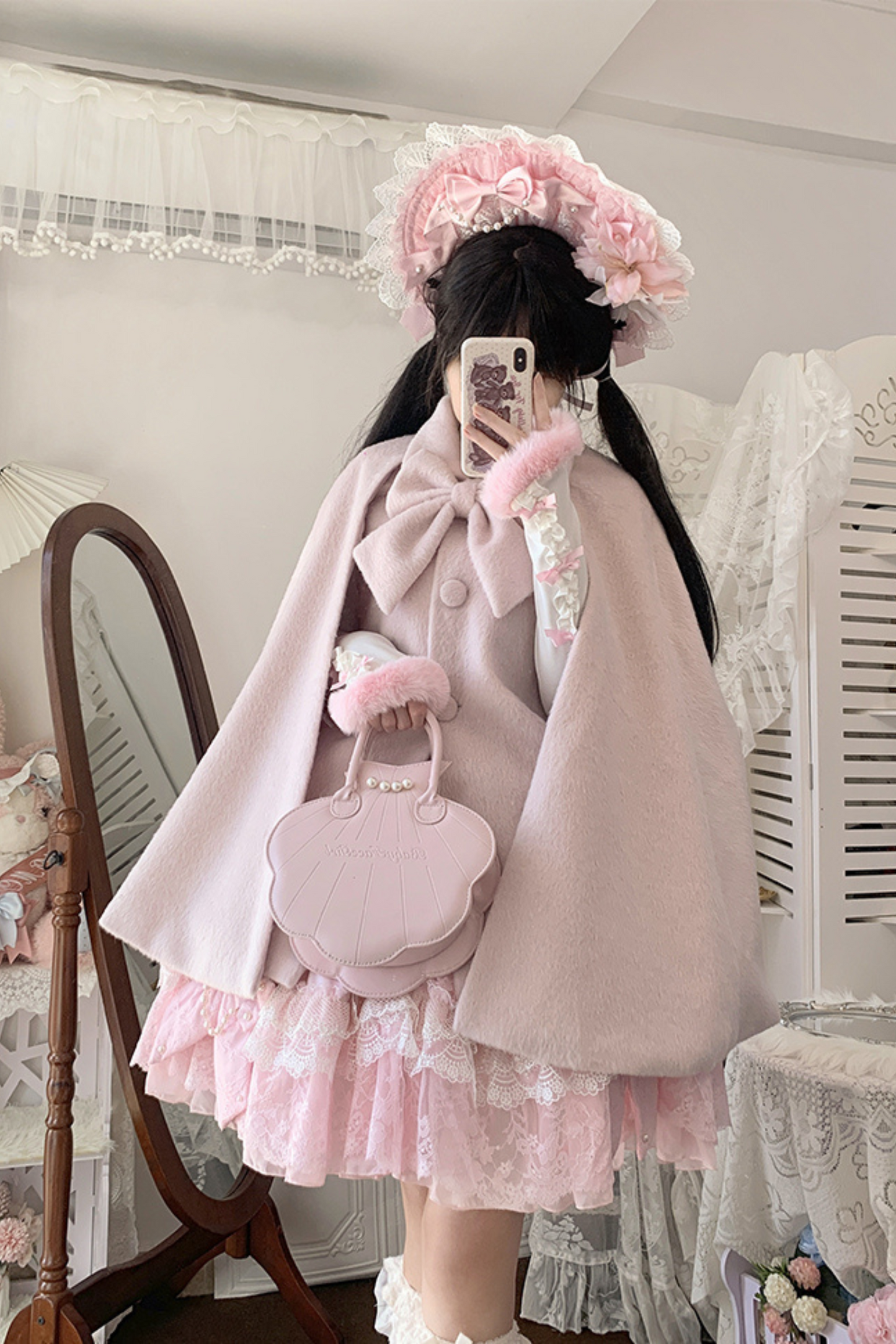 Ribbon Sweet Cape Court