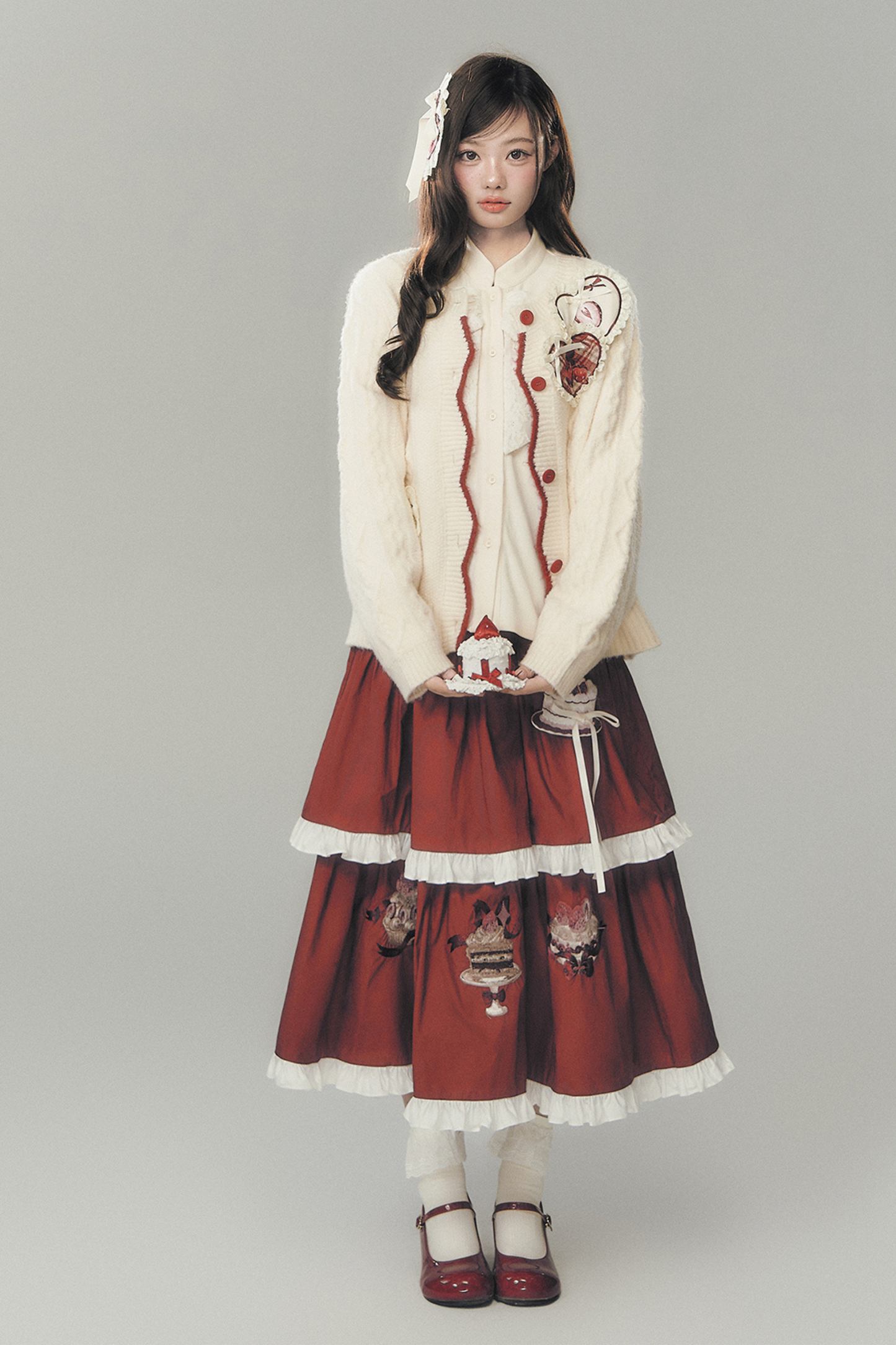 ストロベリークリームカーディガン+スカート+ハイネックトップス+ヘアピン