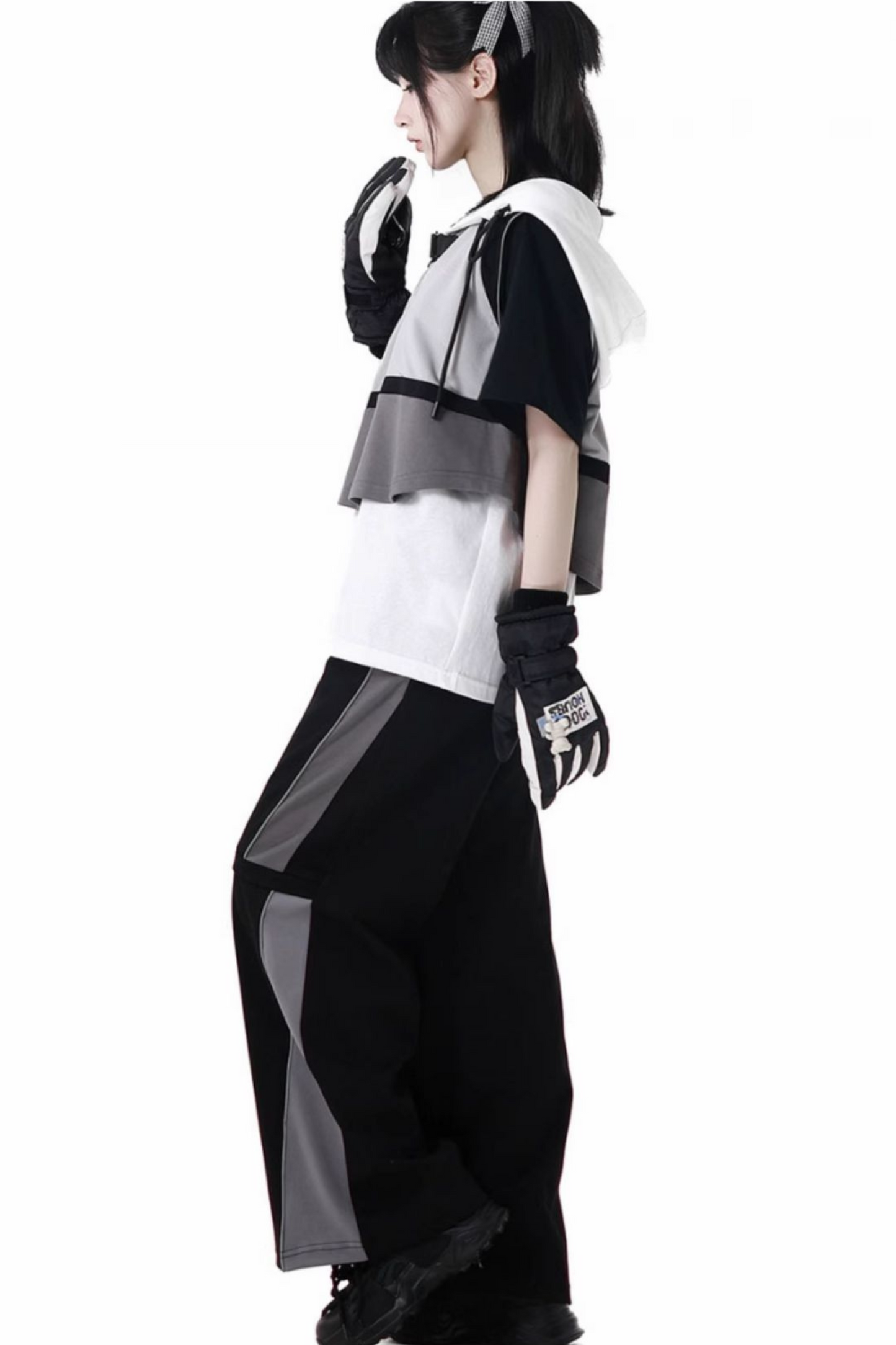 モードカジュアルレイヤードベスト+Tシャツ+ワイドパンツ+ワンピース