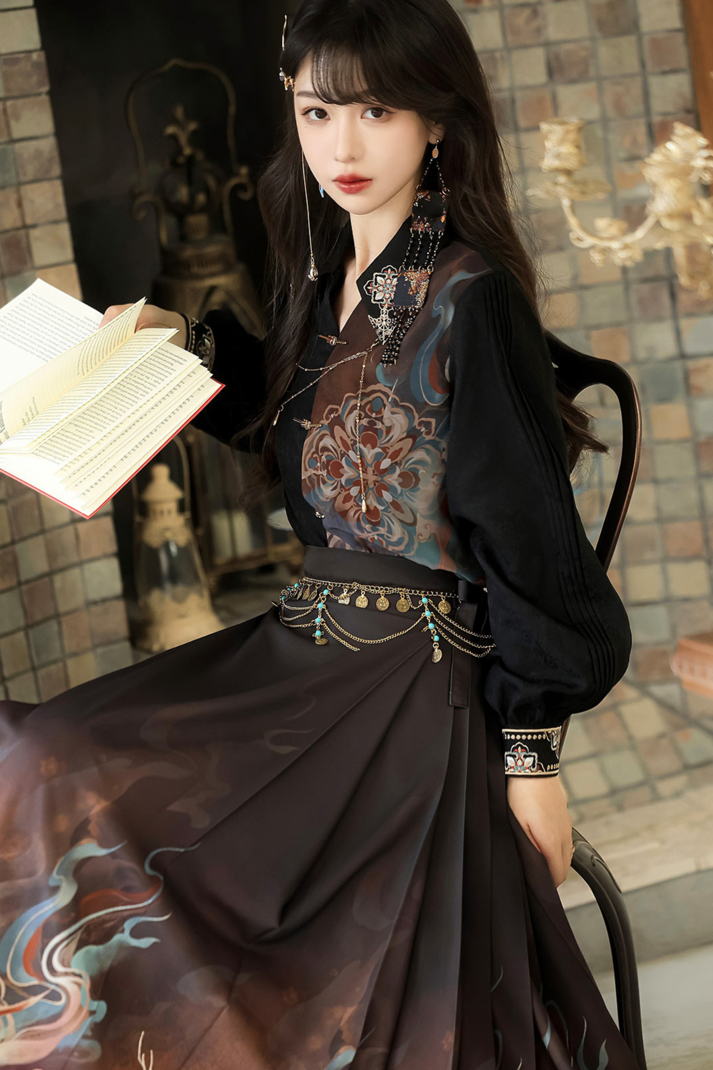 Dark chic retro top + long skirt