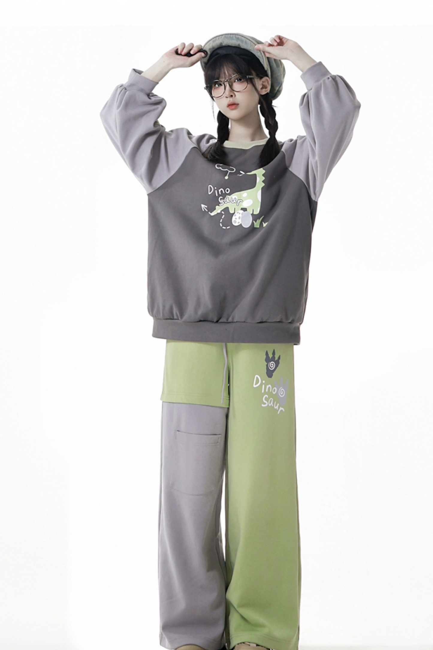 フォレストティーカジュアルフードスウェットス+スウェット+アシメパンツ+カジュアルパンツ