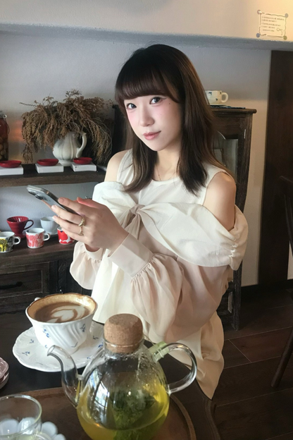 Off-the-shoulder top + mermaid skirt