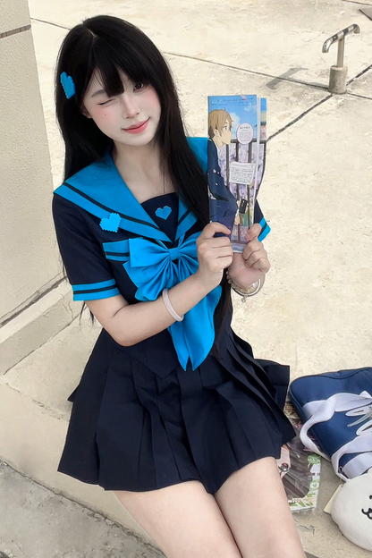 アニメーションヒロインセーラートップス＋プリーツスカート＋レッグカバー