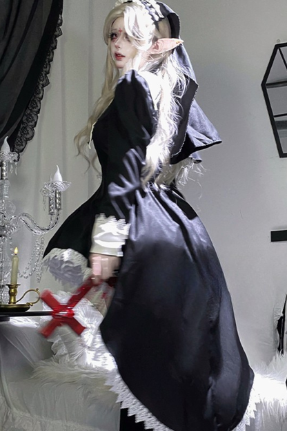 ゴシックメイドロリータドレス