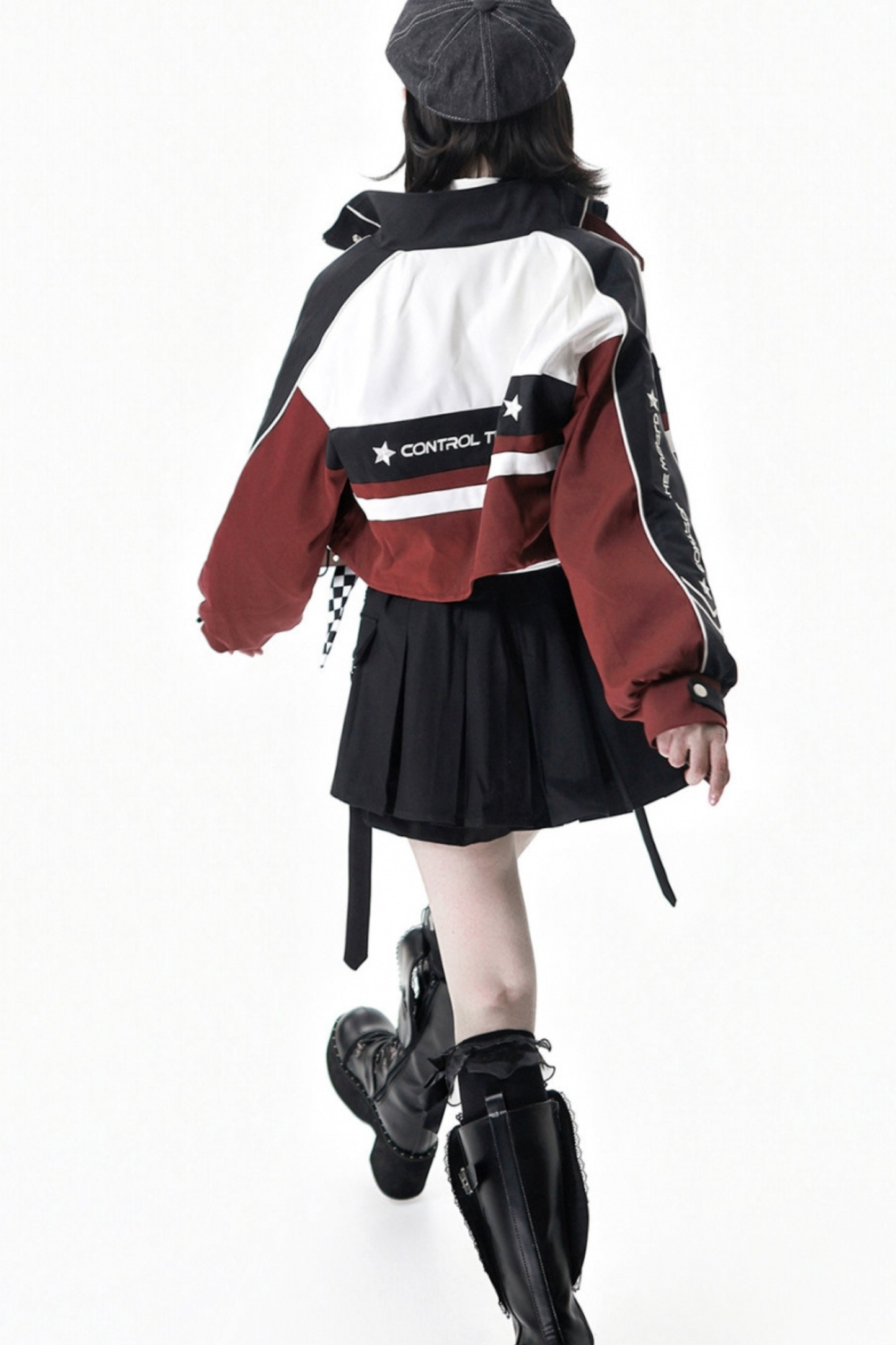 バイカージャケット+ネクタイ付きシャツ+スカート+ベルト