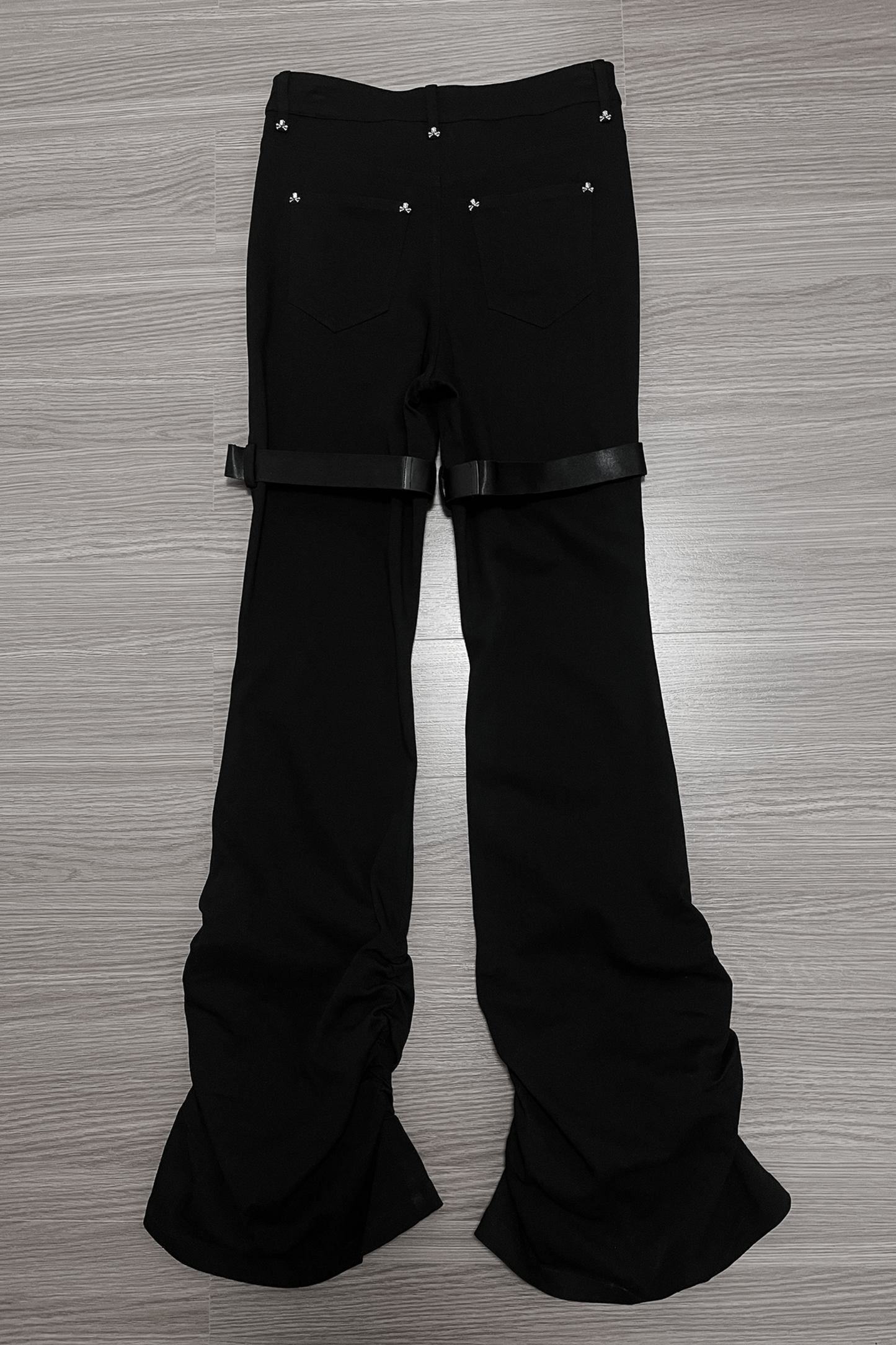 スカルスタッドスタックドパンツ