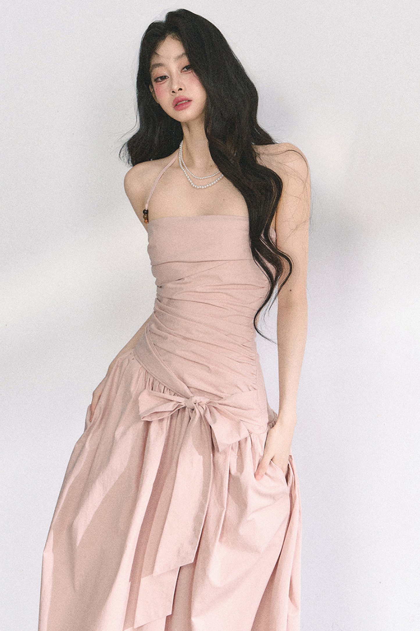 ホルターネックロングドレス