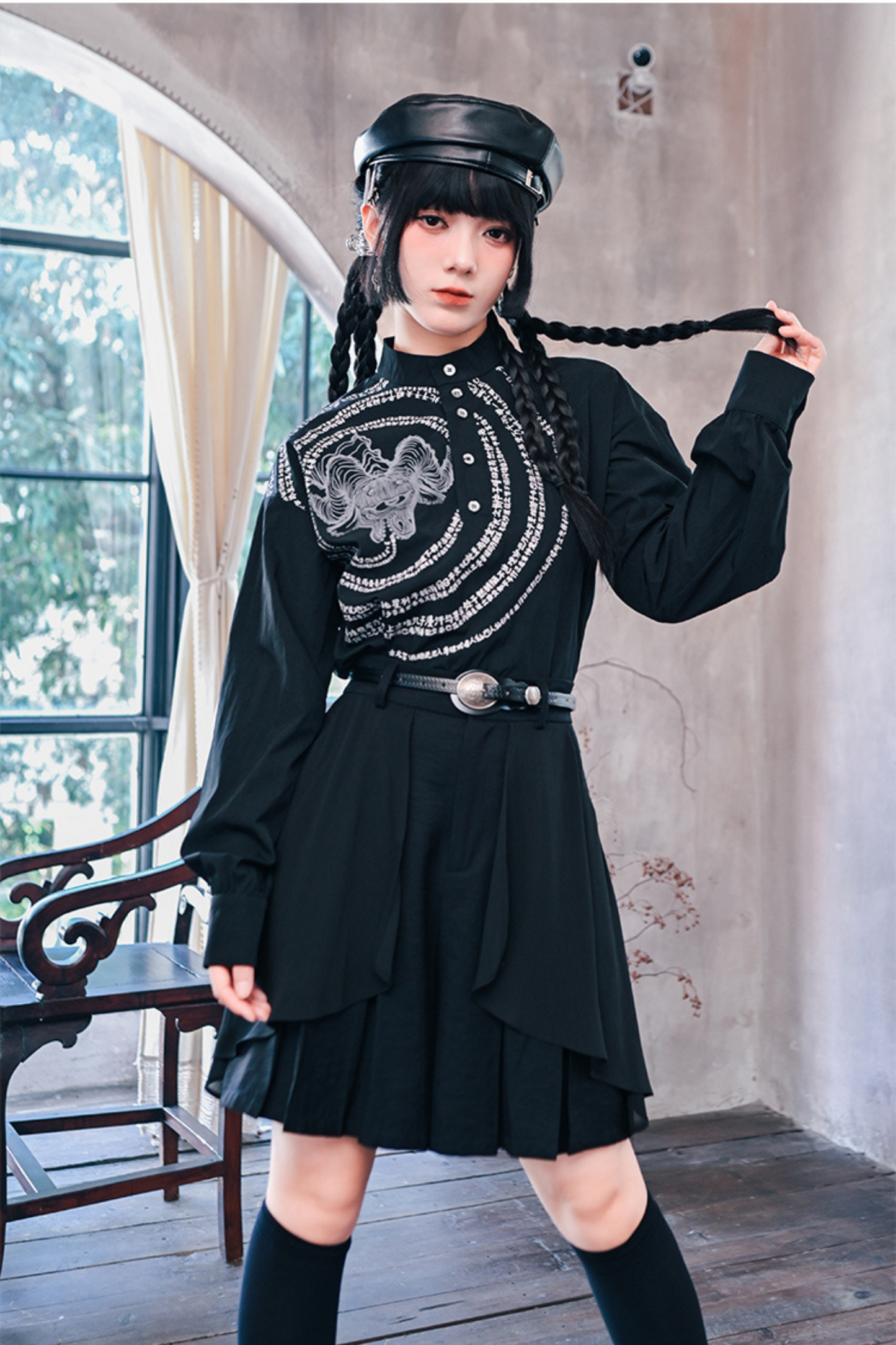 Stand collar print pullover top