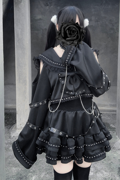 ダークレースアウトフィットトップス+スカート