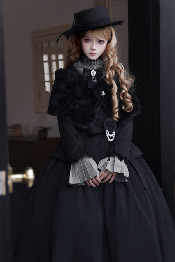 [Pre-Order] Classic Lolita Jacket + Fur Shawl + Brooch