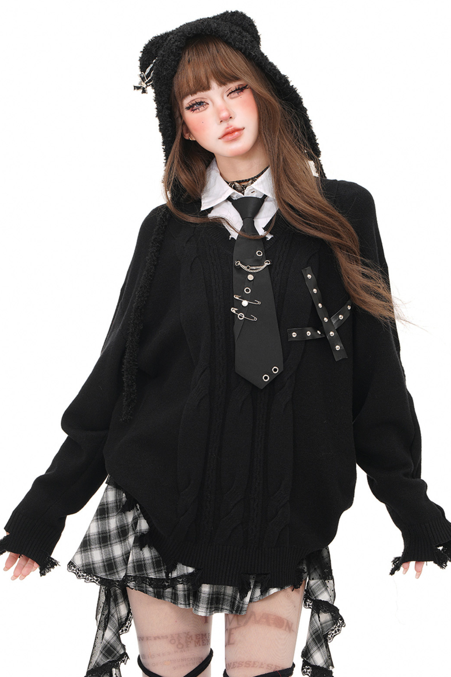 ダークカレッジルーズニット