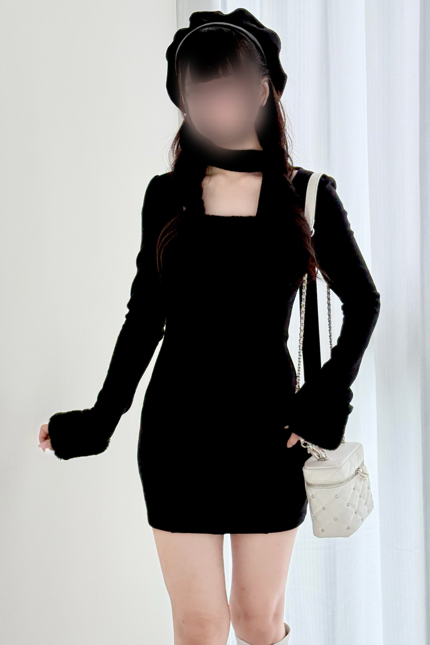 Point Boa Design Tight Dress