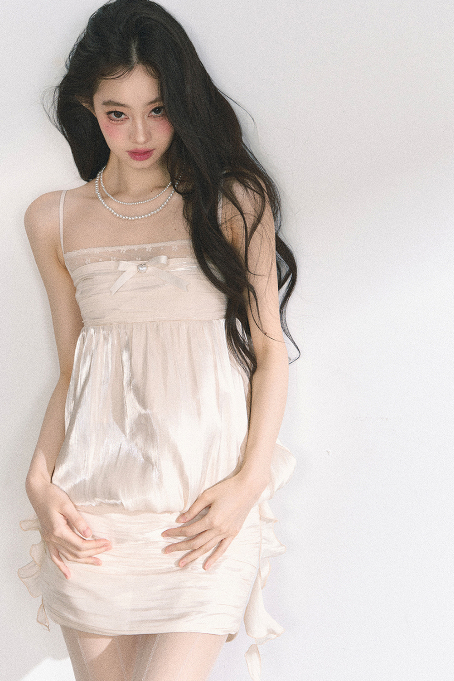 クリームロールノースリーブトップス+タイトスカート