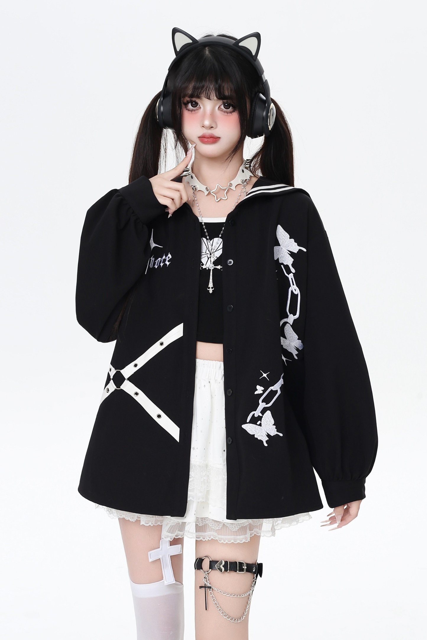 ダークレースアップセーラーシャツ