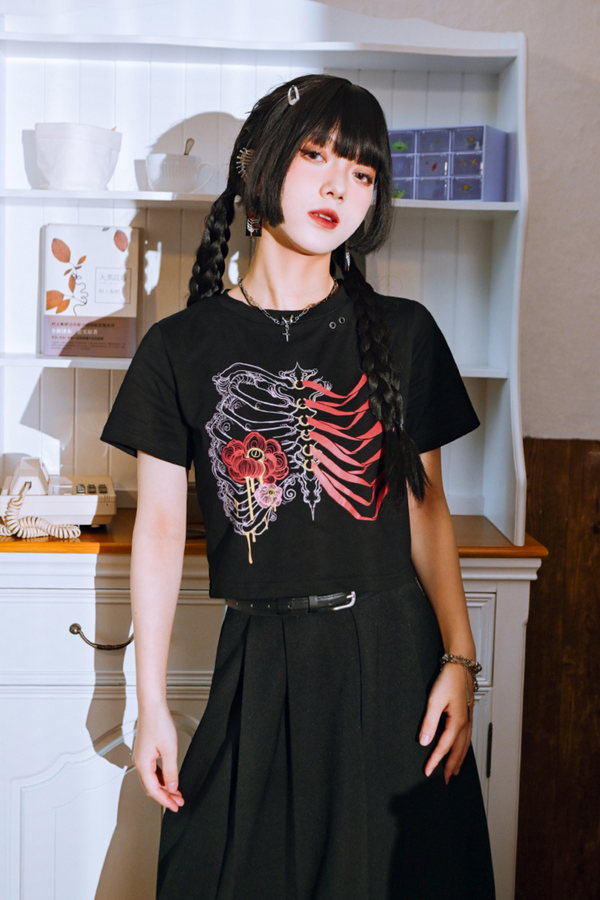 フラワーボーンダークスタイルショートトップス