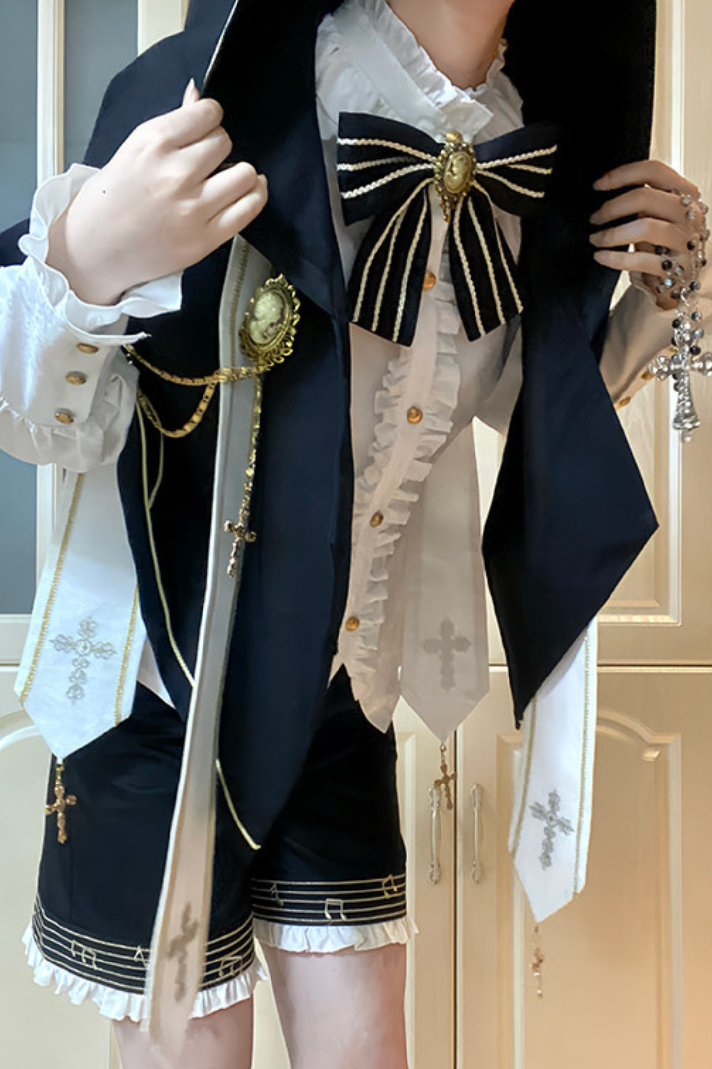 Gothic Cross Monochrome Prince Set + Beret