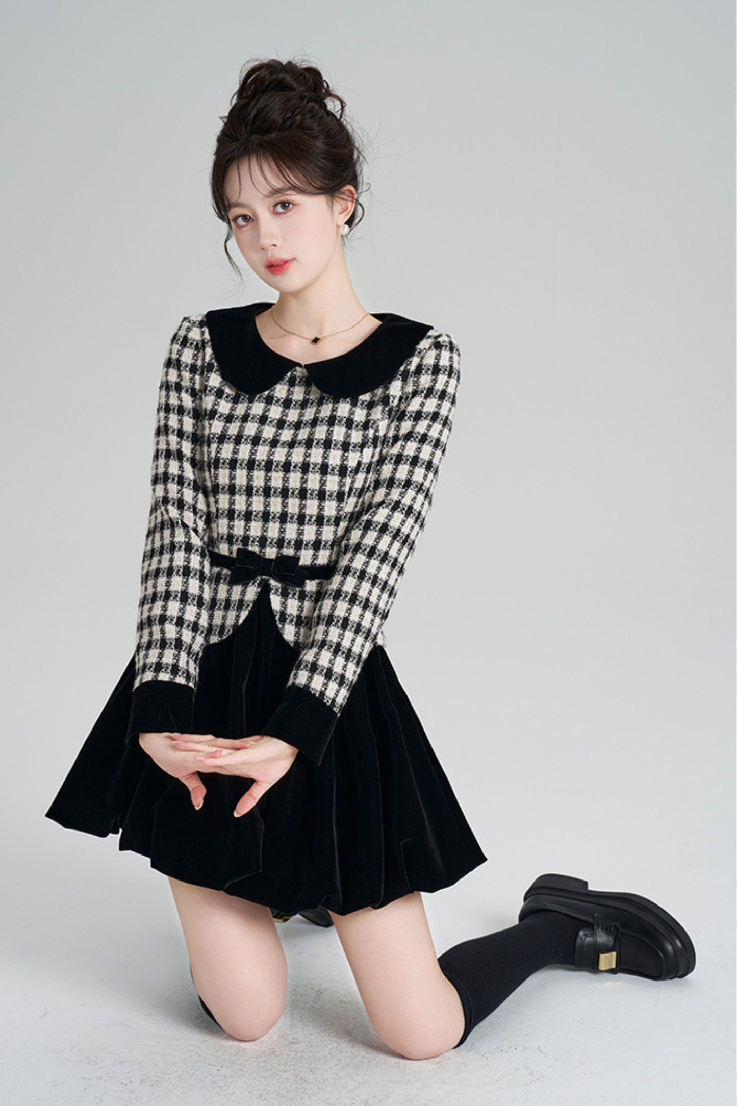 ベルベットモノクロチェックドレス