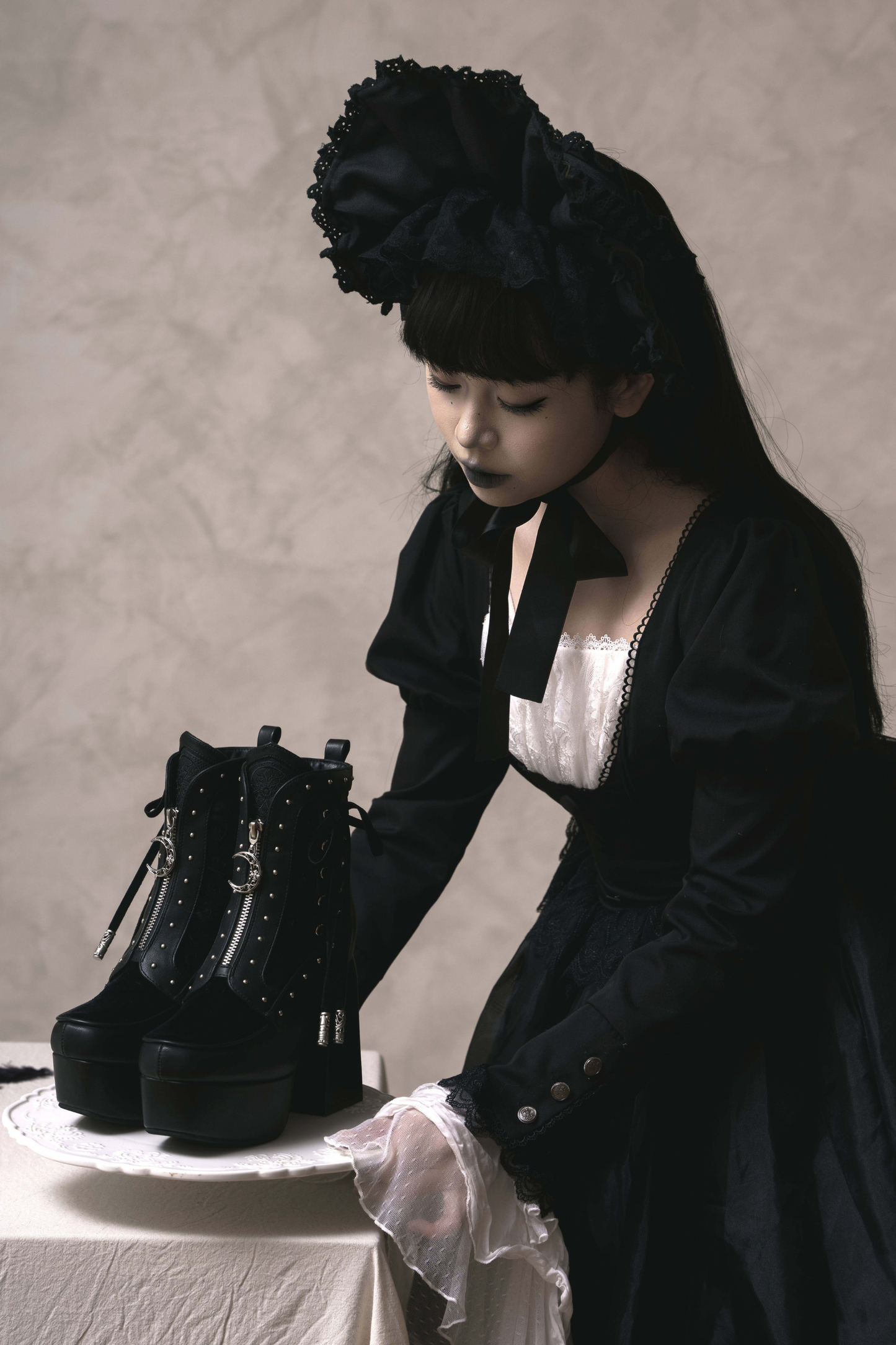 [Vorbestellung bis 18. März] Gothic-Puppen-Schleifen-Stiefeletten