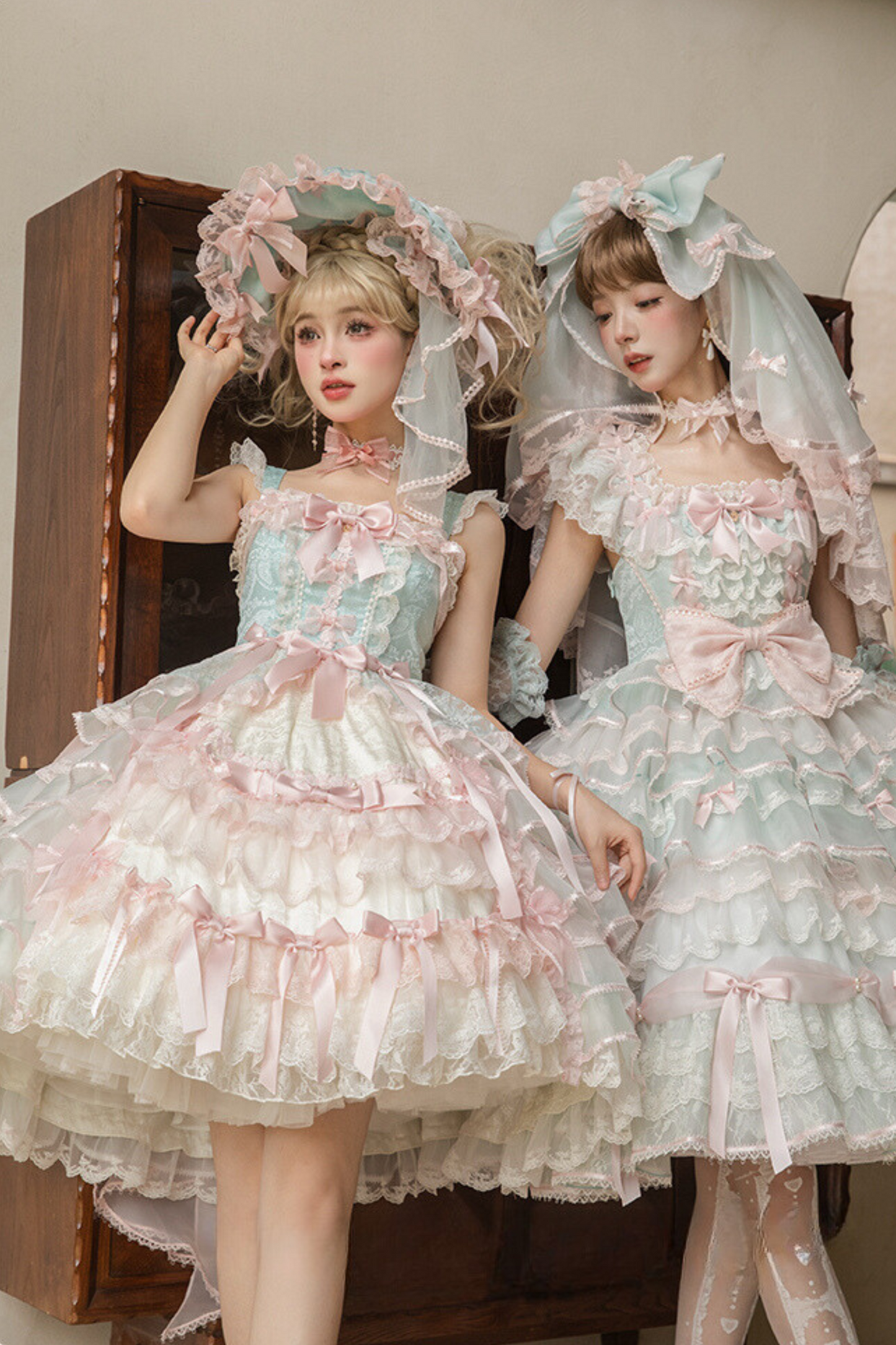 [Reservation deadline on October 18] Rose Garden Floral Pearl Ribbon Tulle Dress