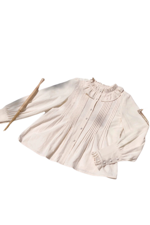 [Reserved item] Sweet cape coat + shirt + wool beret + badge