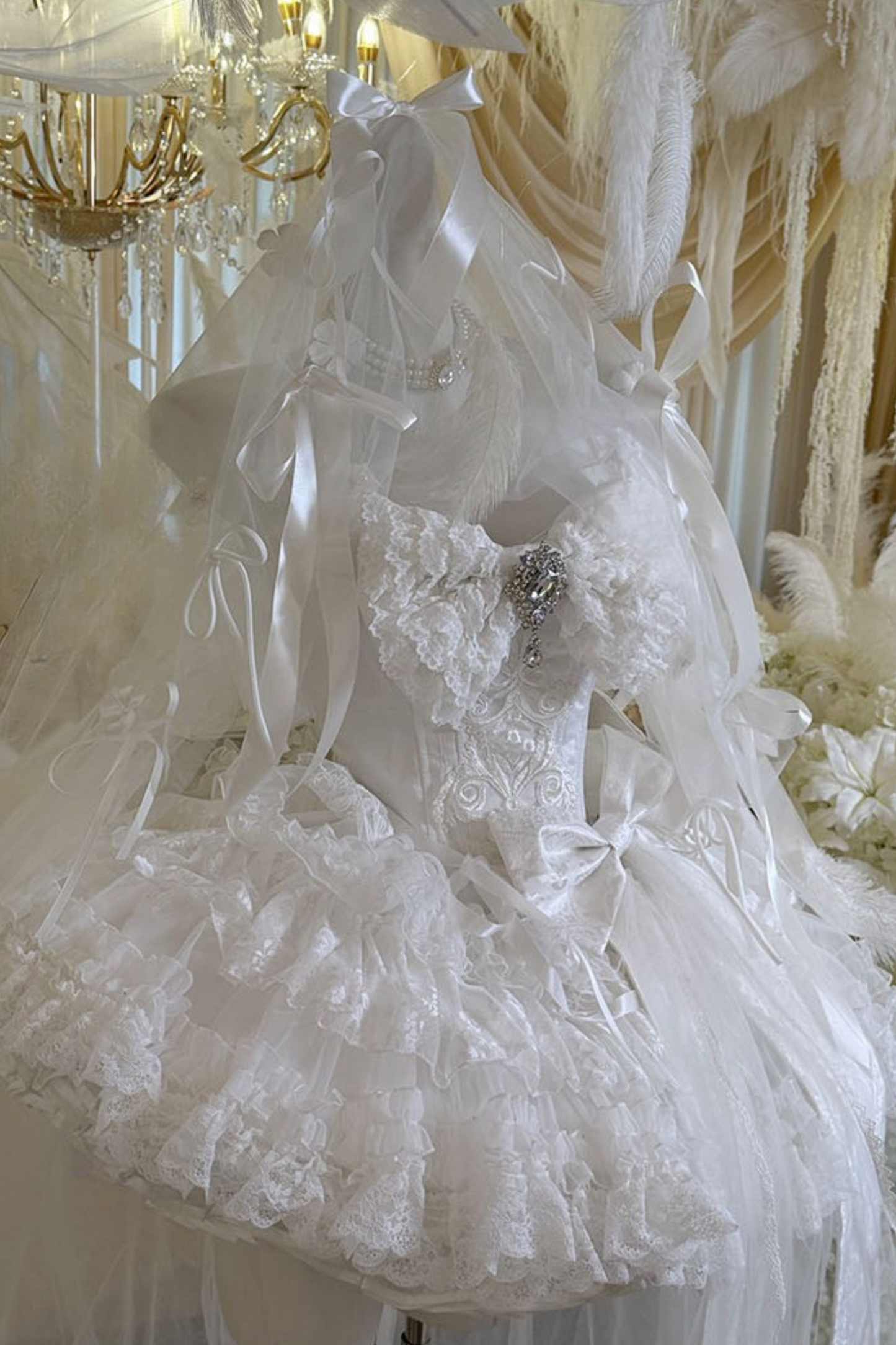 [Vorbestellung bis 4. April]Weißes Feder-Zeremonienkleid + Schal + Schwanz + Schleier + Schleife + Ärmel